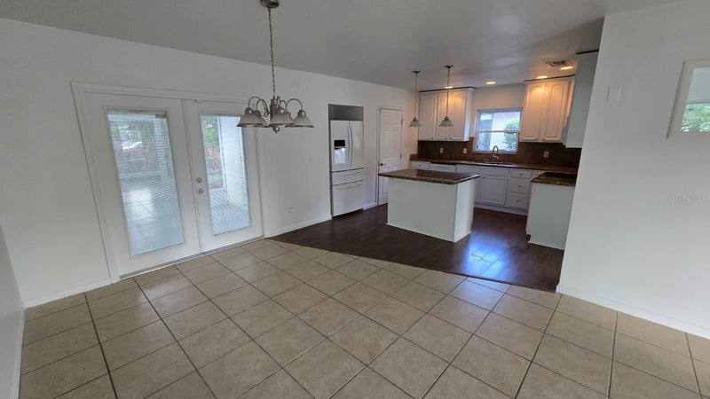 8420 Tupelo Dr, Tampa, FL 33637