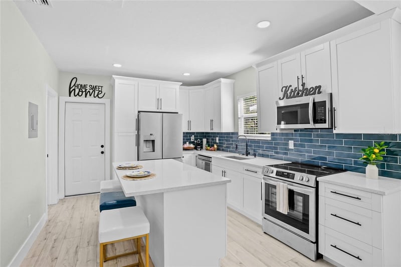 2603 W Saint Conrad St, Tampa, FL 33607