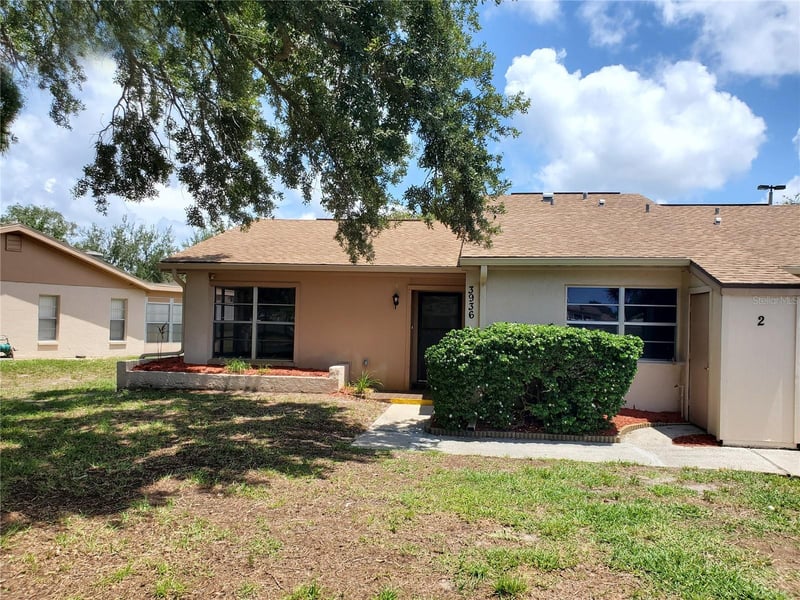 3936 Sailmaker Ln, Holiday, FL 34691