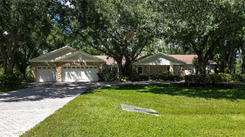 12511 Palomino Ct, Tampa, FL 33626