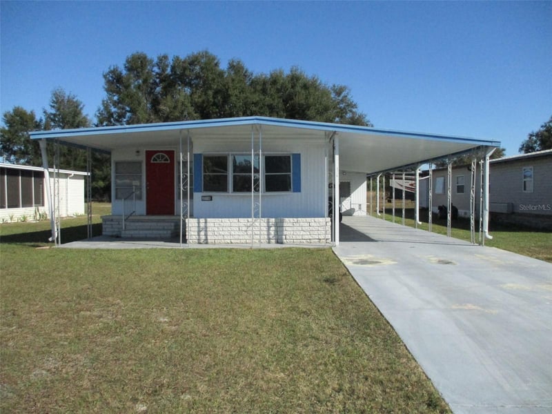 3718 Castle Dr, Zephyrhills, FL 33540