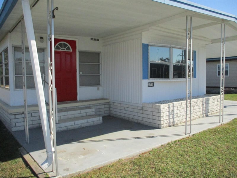 3718 Castle Dr, Zephyrhills, FL 33540