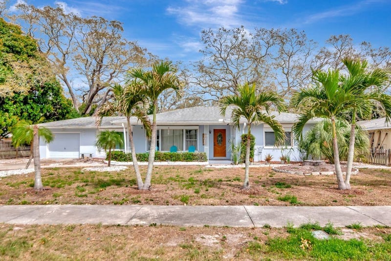 305 Baker Ave, Clearwater, FL 33755
