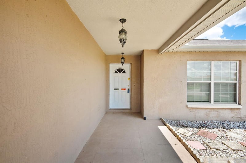 8425 Corney Dr, Port Richey, FL 34668