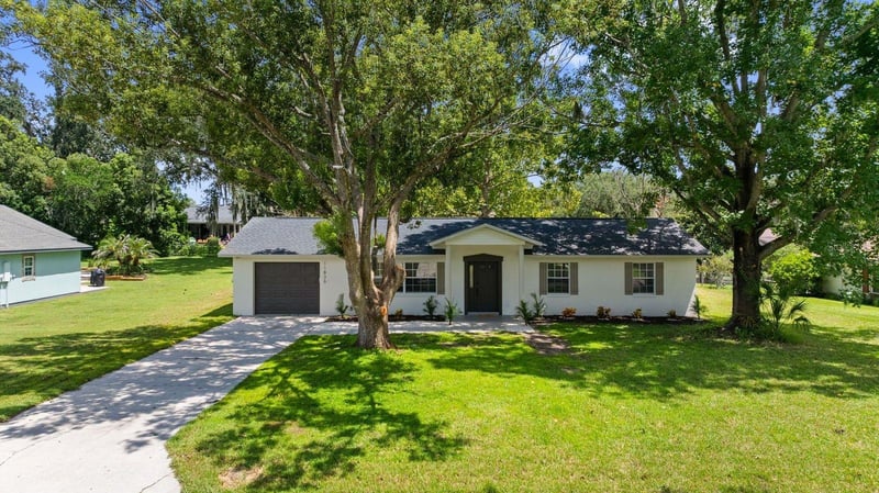11836 Orange St, San Antonio, FL 33576