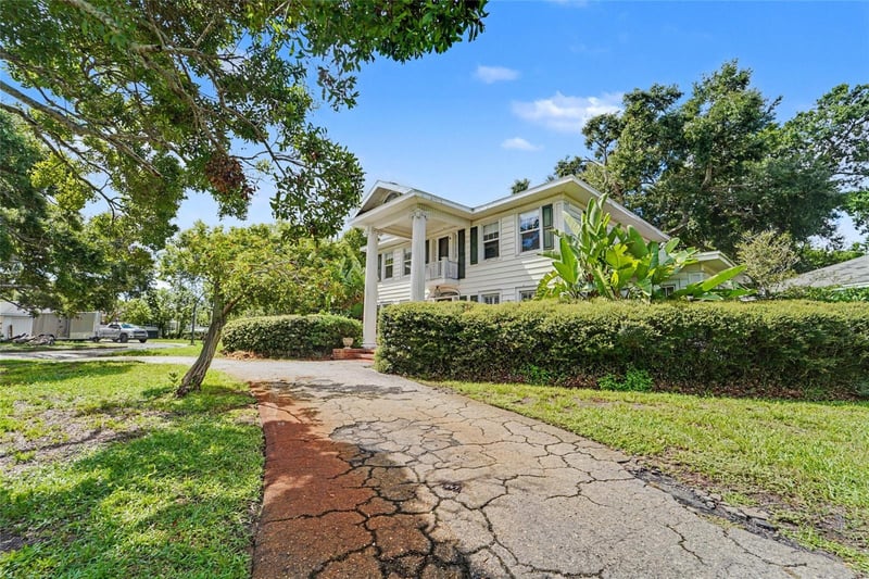 6100 3rd Ave N, St Petersburg, FL 33710