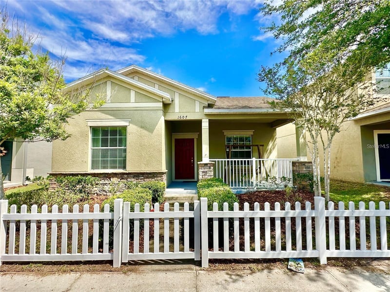 1607 Acadia Harbor Pl, Brandon, FL 33511