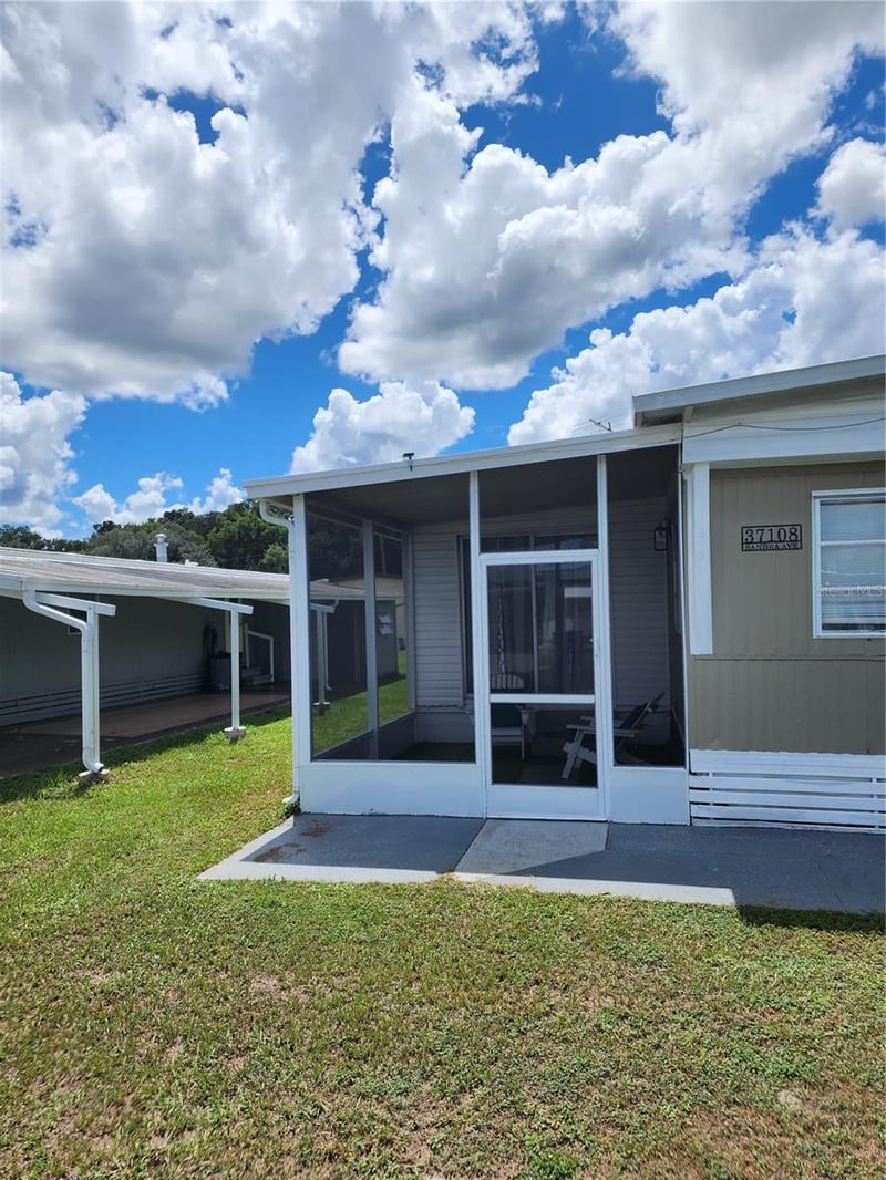 Zephyrhills, FL 33542
