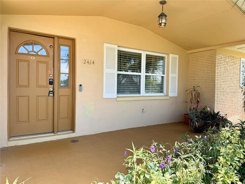 2414 Tahitian Dr, Holiday, FL 34691