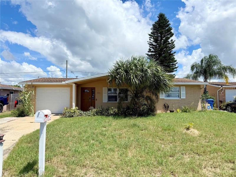 2414 Tahitian Dr, Holiday, FL 34691