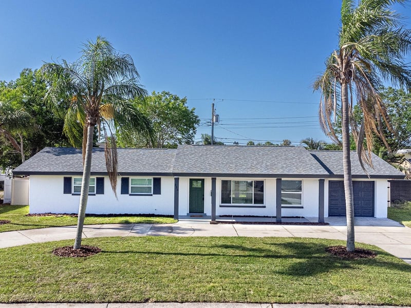352 79th Ave NE, St Petersburg, FL 33702