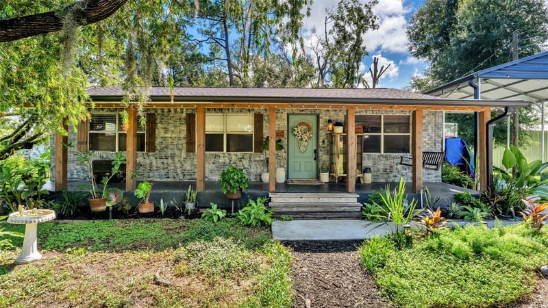5302 Calhoun Rd, Plant City, FL 33567
