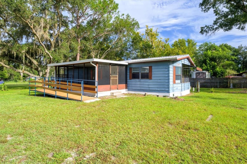 3649 Alice Dr, Wesley Chapel, FL 33543
