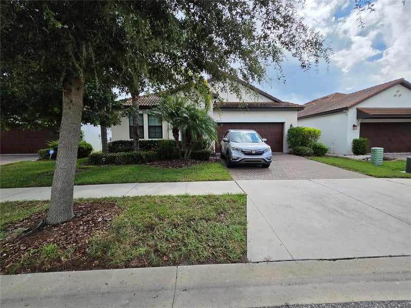 16842 Scuba Crest St, Wimauma, FL 33598