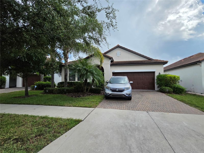 16842 Scuba Crest St, Wimauma, FL 33598
