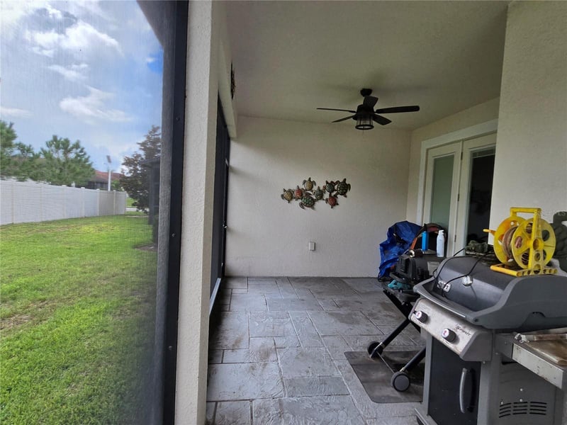 16842 Scuba Crest St, Wimauma, FL 33598