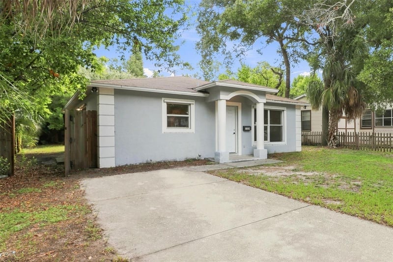 2324 Oakdale St S, St Petersburg, FL 33705