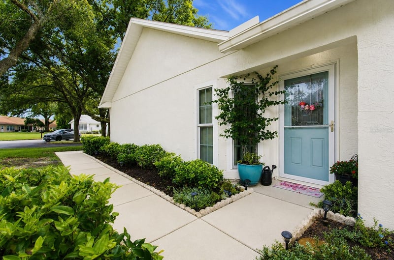11541 San Remo Ct, Port Richey, FL 34668