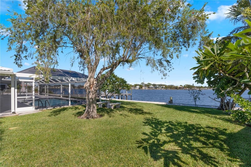 5027 Waterside Dr, Port Richey, FL 34668