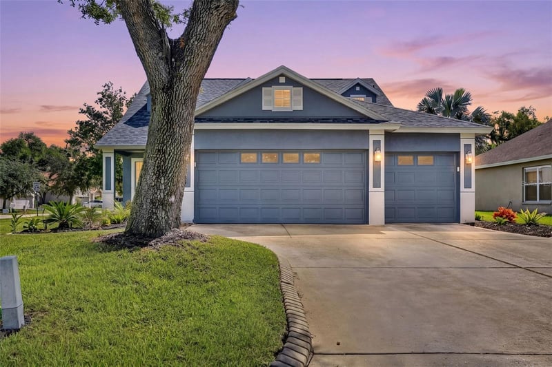 4007 34th St E, Bradenton, FL 34208