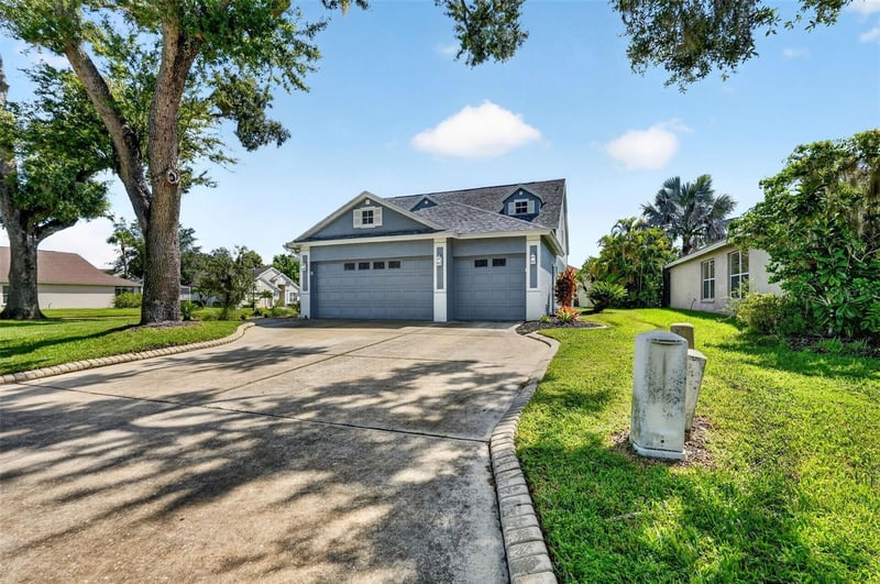 4007 34th St E, Bradenton, FL 34208