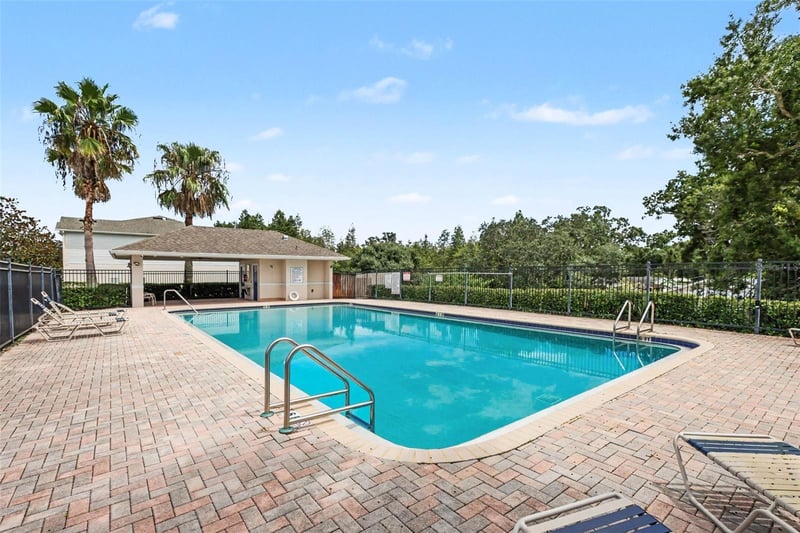 4607 Ashburn Square Dr, Tampa, FL 33610