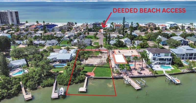 15601 Redington Dr, Redington Beach, FL 33708