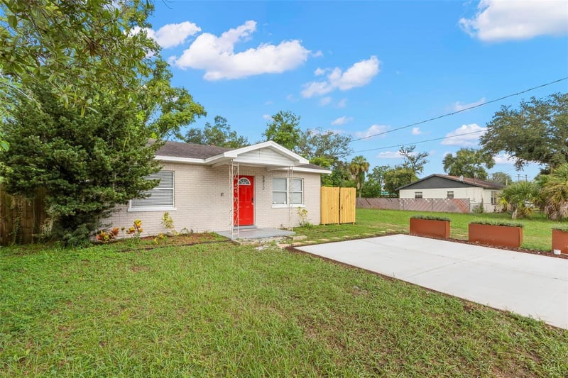 3812 N 54th St, Tampa, FL 33619
