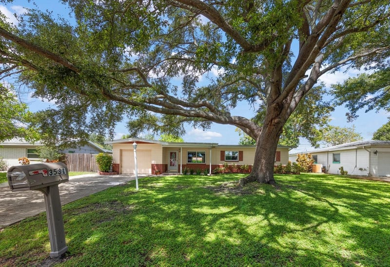 3531 Floral Dr SE, Largo, FL 33771