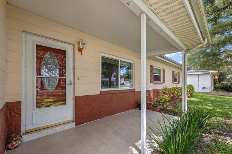 3531 Floral Dr SE, Largo, FL 33771