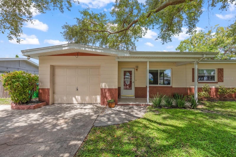 3531 Floral Dr SE, Largo, FL 33771