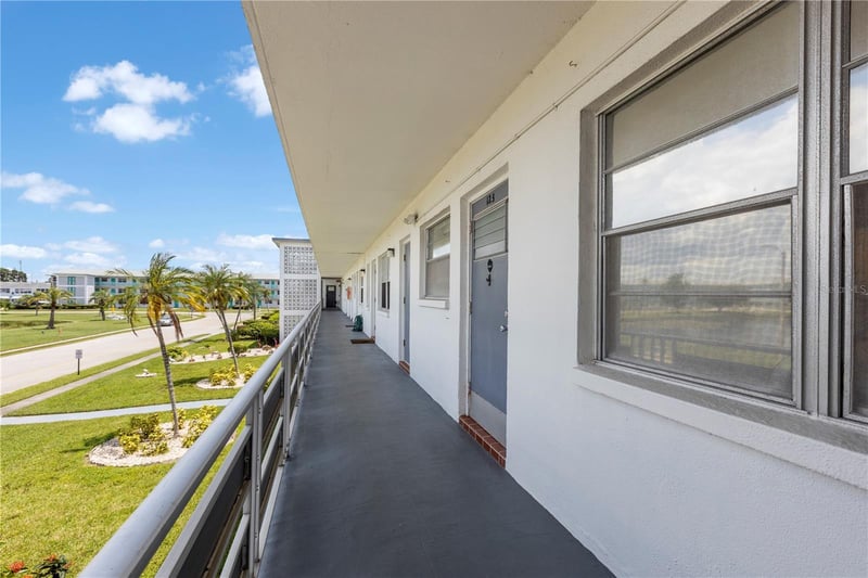 6000 20th St N #123, St Petersburg, FL 33714