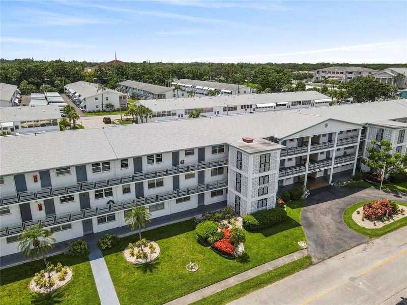 6000 20th St N #123, St Petersburg, FL 33714
