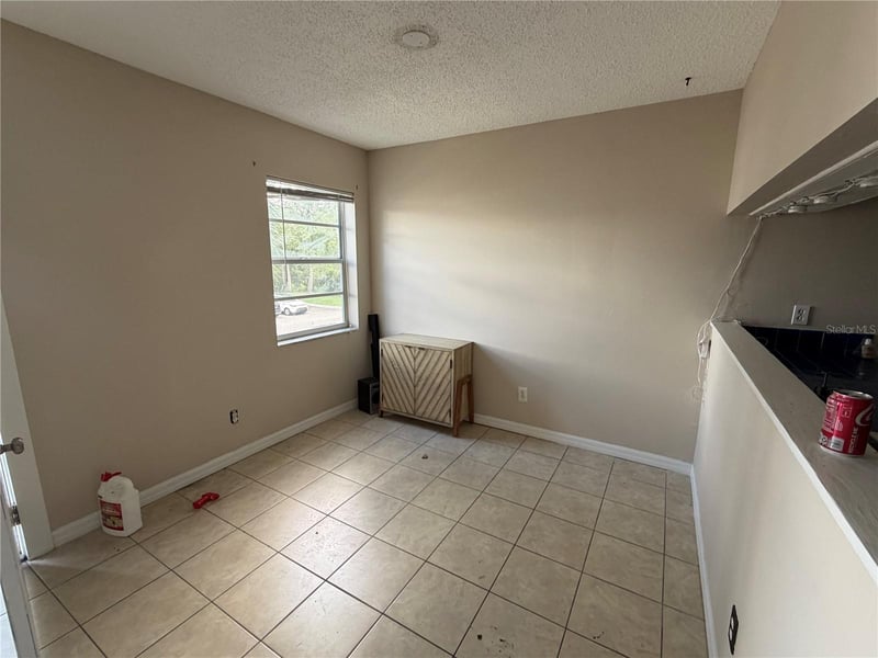 7144 Waterside Dr, Tampa, FL 33617