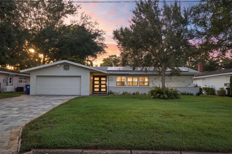 1423 42nd Ave N, St Petersburg, FL 33703