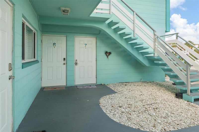 504 67th Ave #7, St Pete Beach, FL 33706