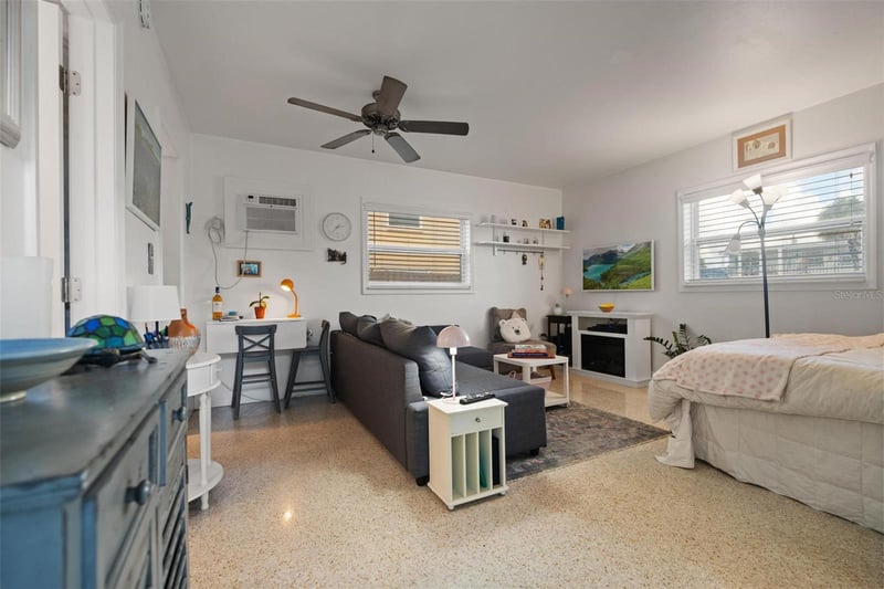 504 67th Ave #7, St Pete Beach, FL 33706
