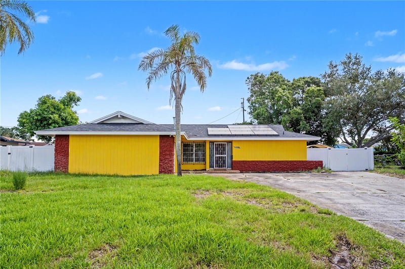 1874 62nd Pl S, St Petersburg, FL 33712