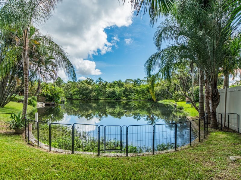 1679 Woodridge Dr, Clearwater, FL 33756
