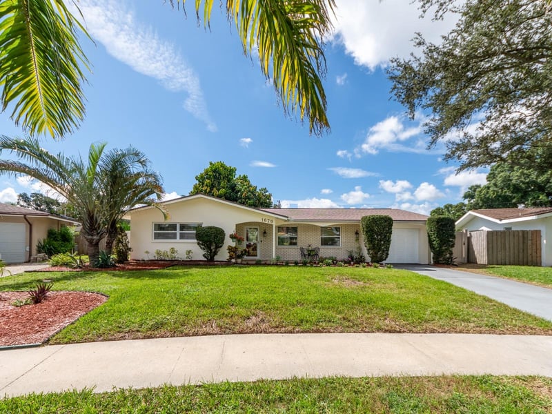 1679 Woodridge Dr, Clearwater, FL 33756