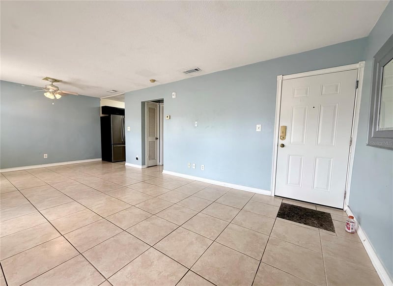 4784 Beach Dr SE #B, St Petersburg, FL 33705