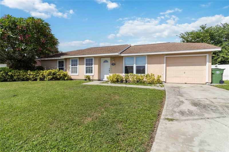 6402 34th Ave W, Bradenton, FL 34209