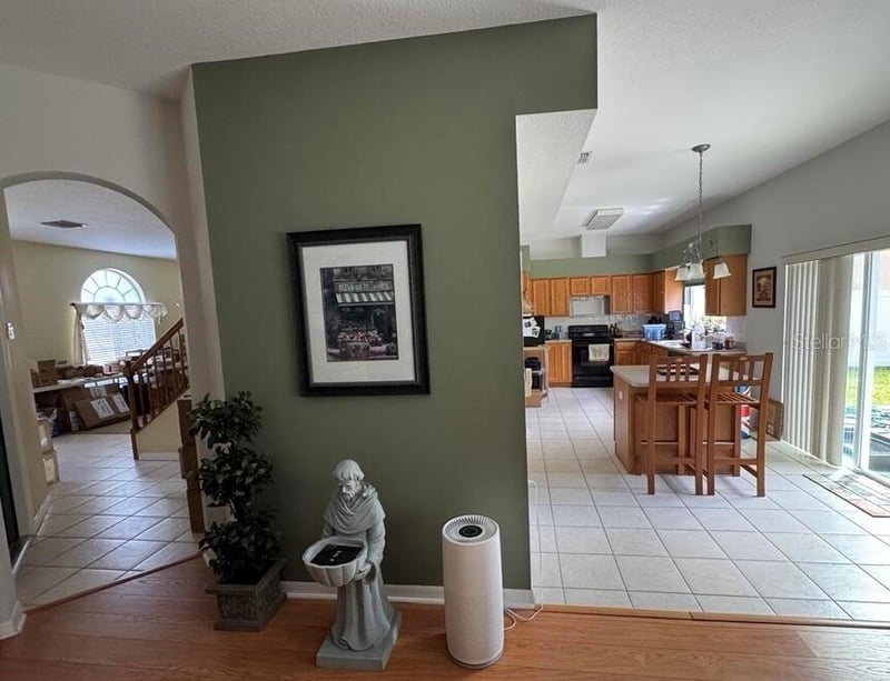 406 Wingate Cir, Oldsmar, FL 34677