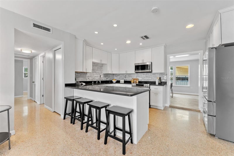 5208 Ansley Cir, Tampa, FL 33610