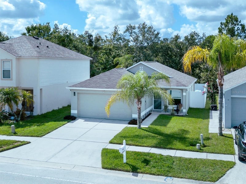 30516 Birdhouse Dr, Wesley Chapel, FL 33545