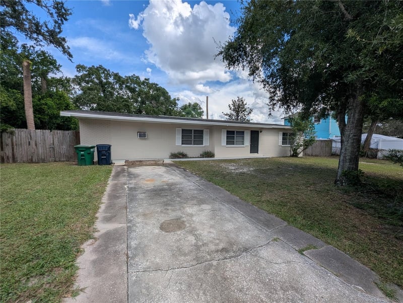 8723 N 27th St, Tampa, FL 33604