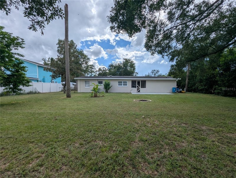 8723 N 27th St, Tampa, FL 33604