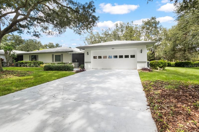 1613 Laughton Pl, Sun City Center, FL 33573