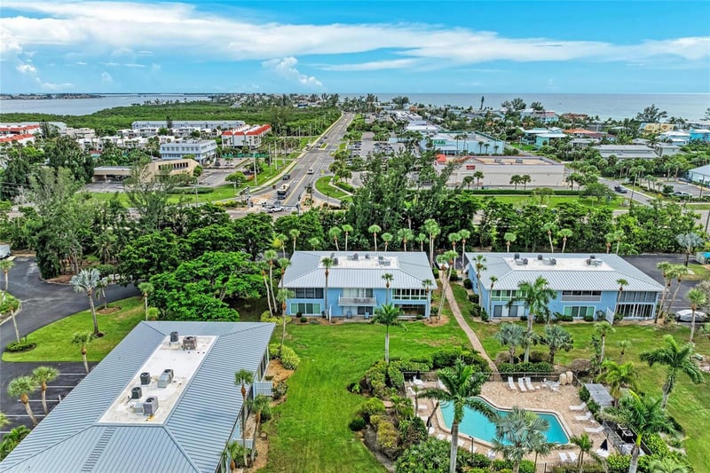 600 Manatee Ave #226, Holmes Beach, FL 34217