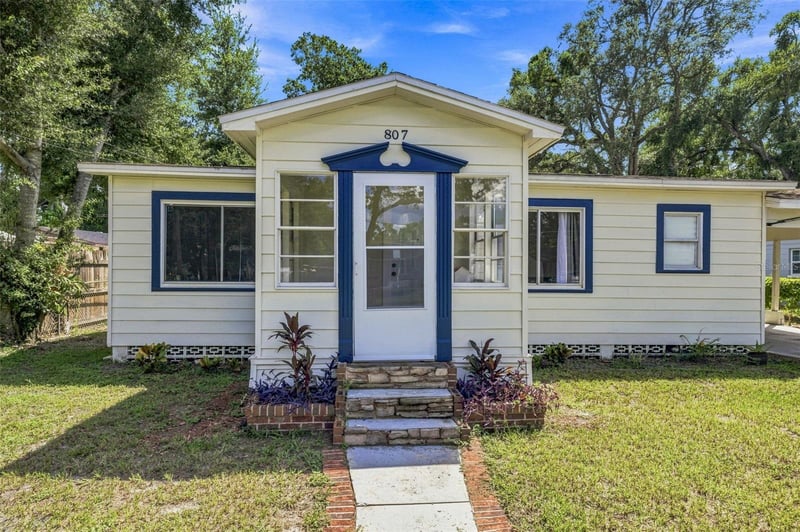 807 E Orchid Ave, Tampa, FL 33612